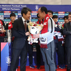 Chung Mong-gyu Wins Third Term as South Korean Football Chief