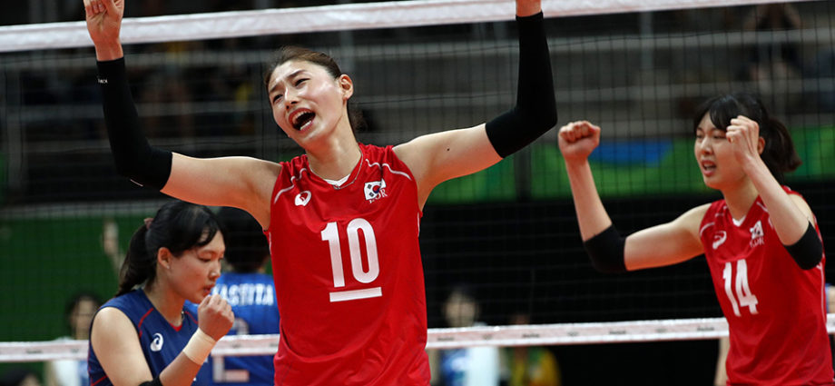 Volleyball Star Kim Yeon-koung Leaves Door Open for International Stint