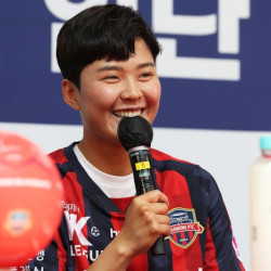 예 -Chelsea FC Women Star Ji Soyun, Suwon FC Women
